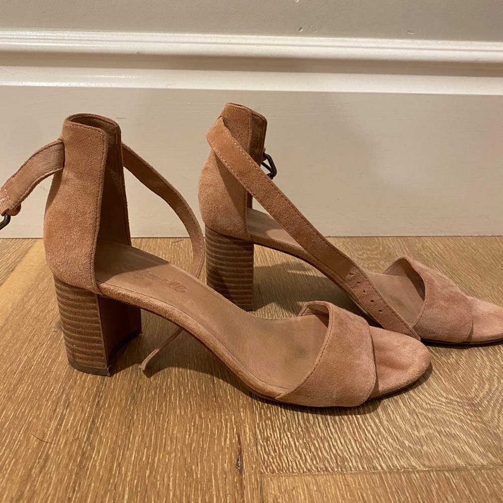 Light pink suede heels.
